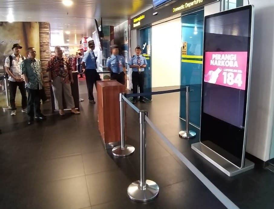 Pemanfaatan Media Digital Video Wall Dan Digital Banner Tentang Narkoba Di Bandara Diharapkan Memberikan Informasi Dan Edukasi Kepada Masyarakat