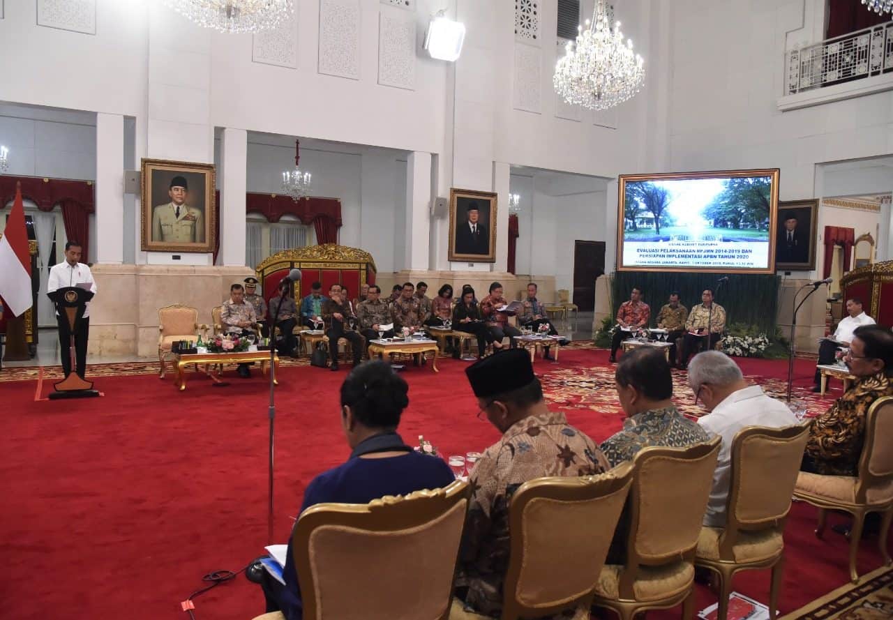 Apresiasi Presiden Jokowi untuk para Menteri di Sidang Kabinet Paripurna