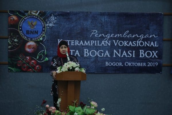 Dewi Motik Beri Pelatihan Vokasional Bagi Residen Program Rehabilitasi BNN DEWI MOTIK BERI PELATIHAN VOKASIONAL BAGI RESIDEN PROGRAM REHABILITASI BNN