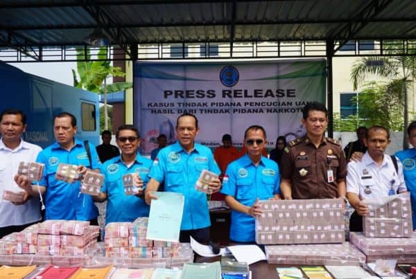 BNN Rampas Aset Pelaku TPPU Senilai Rp 32,28 Miliar BNN Rampas Aset Pelaku TPPU Senilai Rp 32,28 Miliar