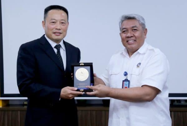 Keberhasilan BNN Dalam Penanggulangan Narkoba Perlu Ditiru Keberhasilan BNN Dalam Penanggulangan Narkoba Perlu Ditiru