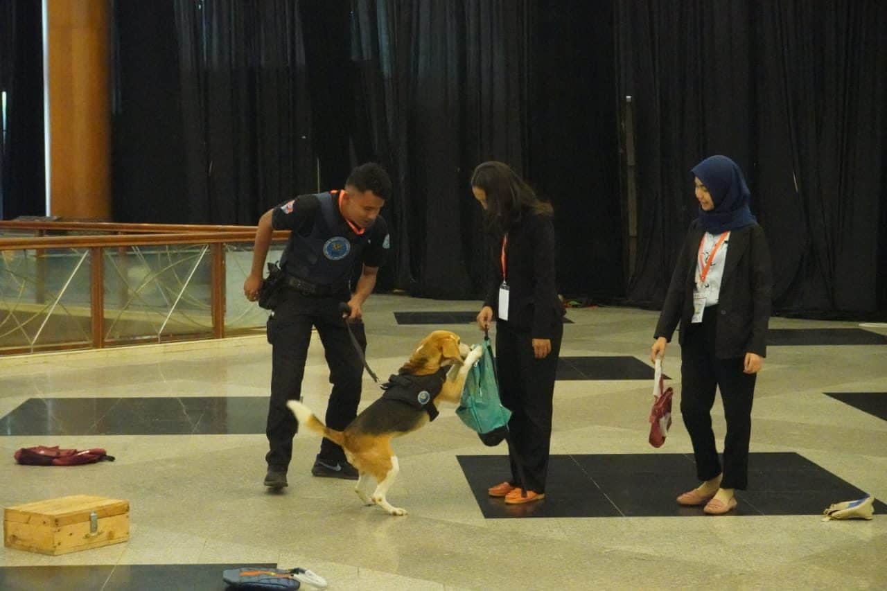 Aksi Keren Dari Si Ganteng “BOY dan ZUBU” Pukau Pengunjung Homeland Security Expo