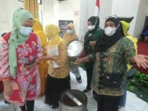 Kegiatan Pemberdayaan Alternatif melalui Pengembangan Wirausaha bagi Masyarakat Perkotaan Rawan Narkoba di Provinsi Kepulauan Riau