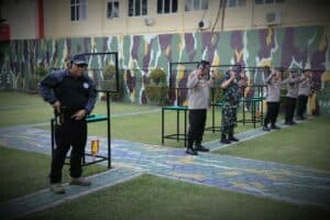Perkuat Sinergi, BNN RI dan Forkopimda Riau Ikuti Kegiatan Menembak Eksibisi