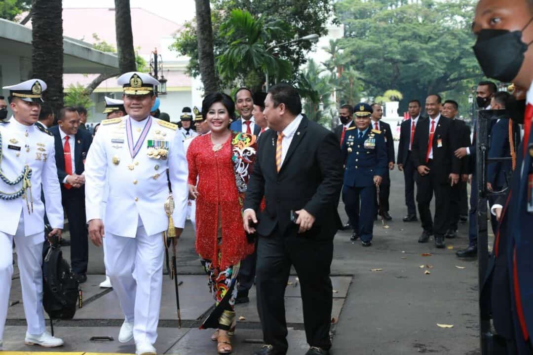 HUT TNI KE 77 - TNI ADALAH KITA
