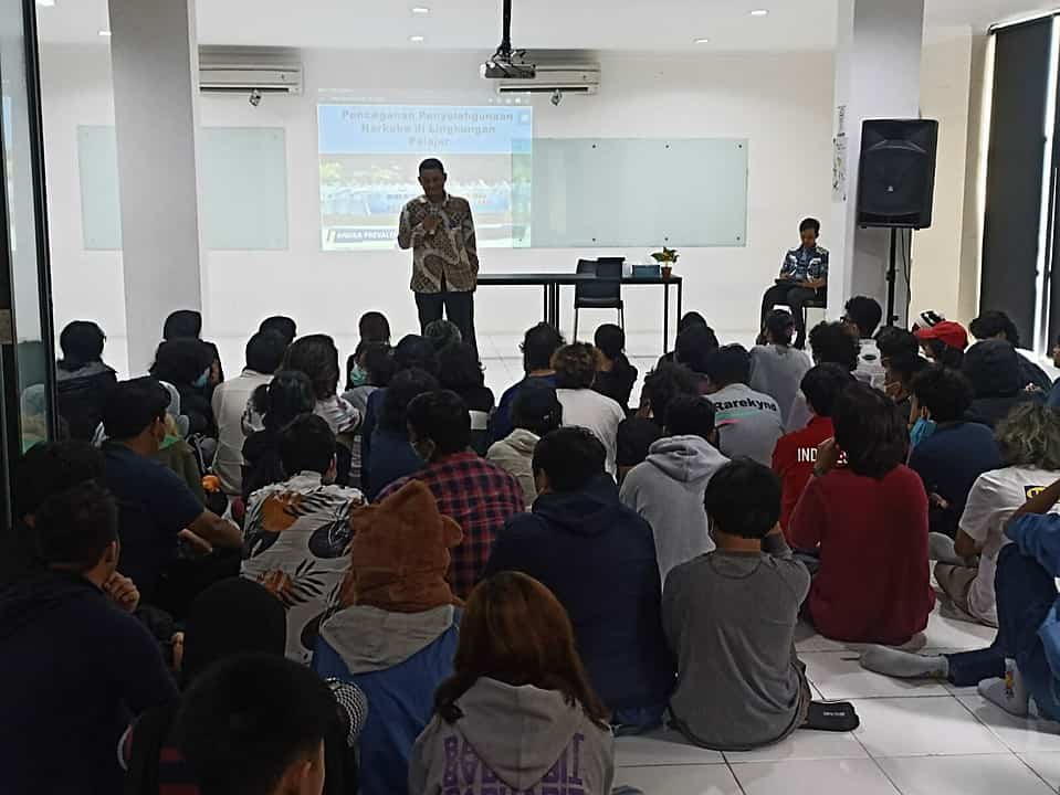 High School Hellomotion menggelar Tes Urine Bagi Siswa dan Siswi di ...