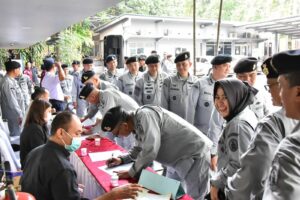 Pelaksanaan Deteksi Dini Penyalahgunaan Narkoba melalui Tes Urine bagi Pegawai Badan Keamanan Laut Republik Indonesia