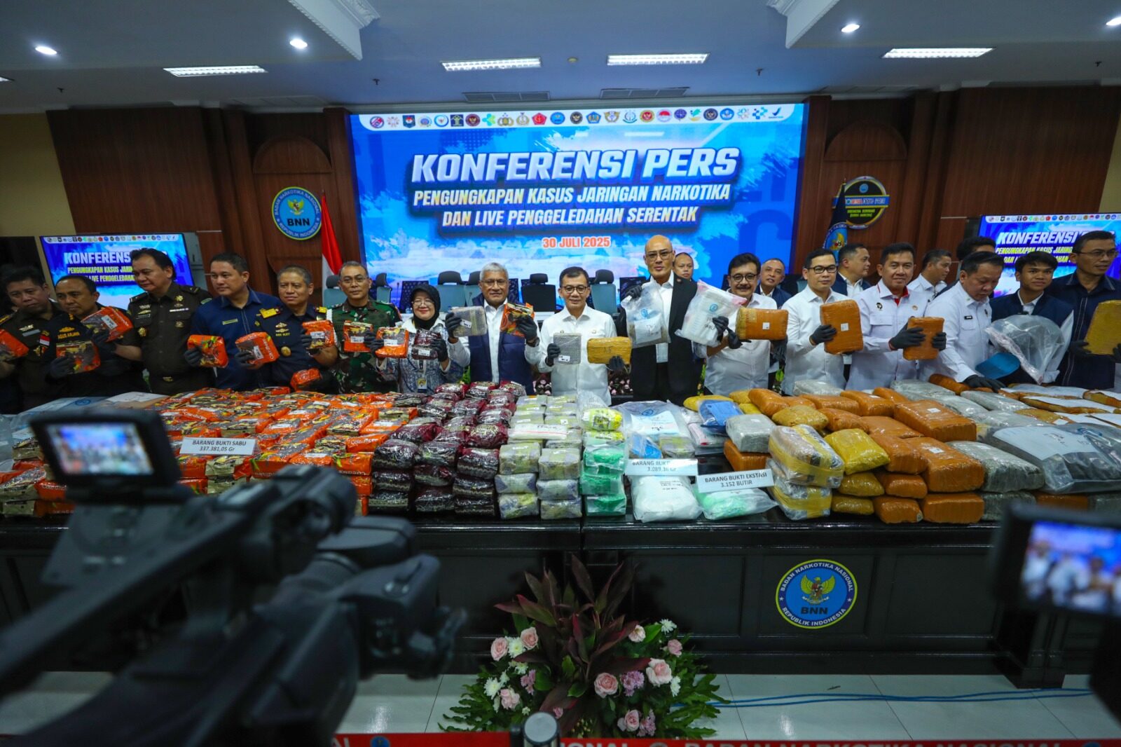 SITA LEBIH DARI 500 KG NARKOTIKA DALAM SATU BULAN: BNN UNGKAP MODUS BARU PENYELUNDUPAN NARKOTIKA