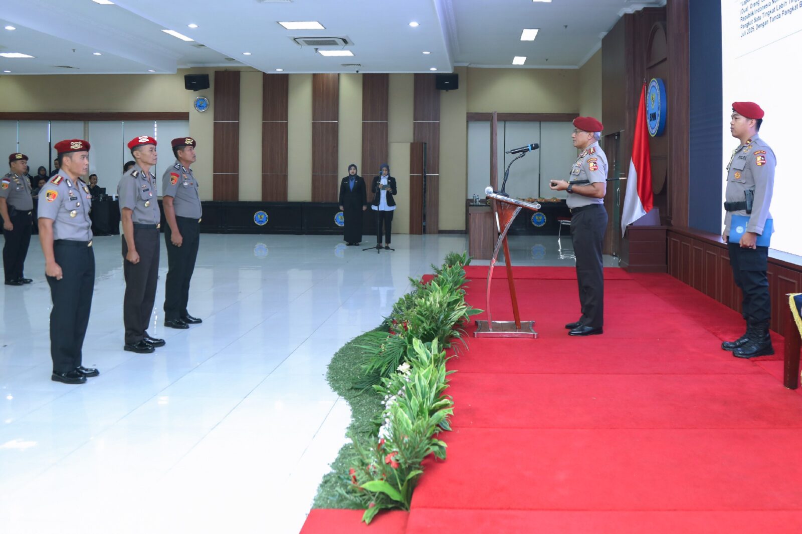 KEPALA BNN RI PIMPIN UPACARA KORPS RAPORT ANGGOTA POLRI PENUGASAN DI BNN