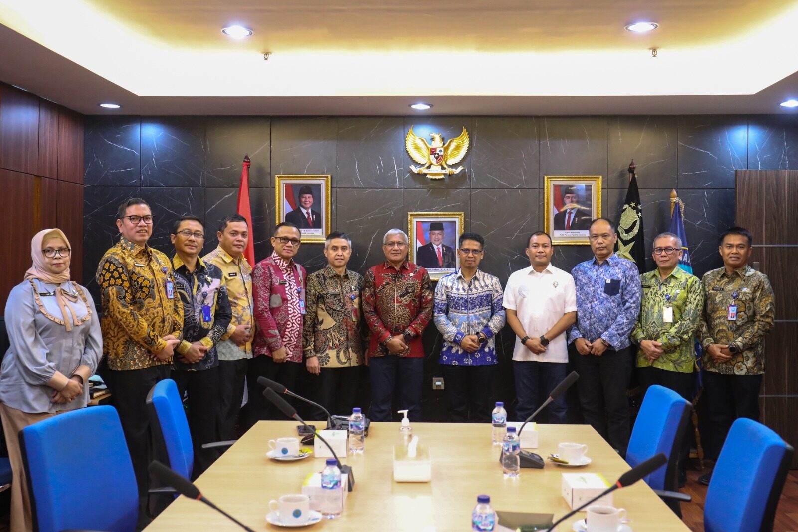 TERIMA KUNJUNGAN BUPATI KARIMUN, KEPALA BNN RI BAHAS HIBAH LAHAN HINGGA PENGUATAN KETAHANAN WILAYAH PERBATASAN