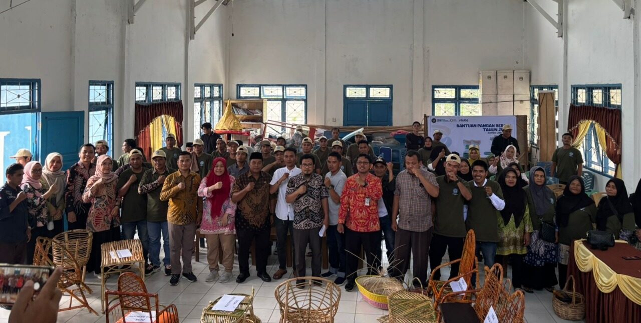 Bimtek Life Skill Bagi Masyarakat Kawasan Rawan Tanaman Terlarang di Kabupaten Mandailing Natal