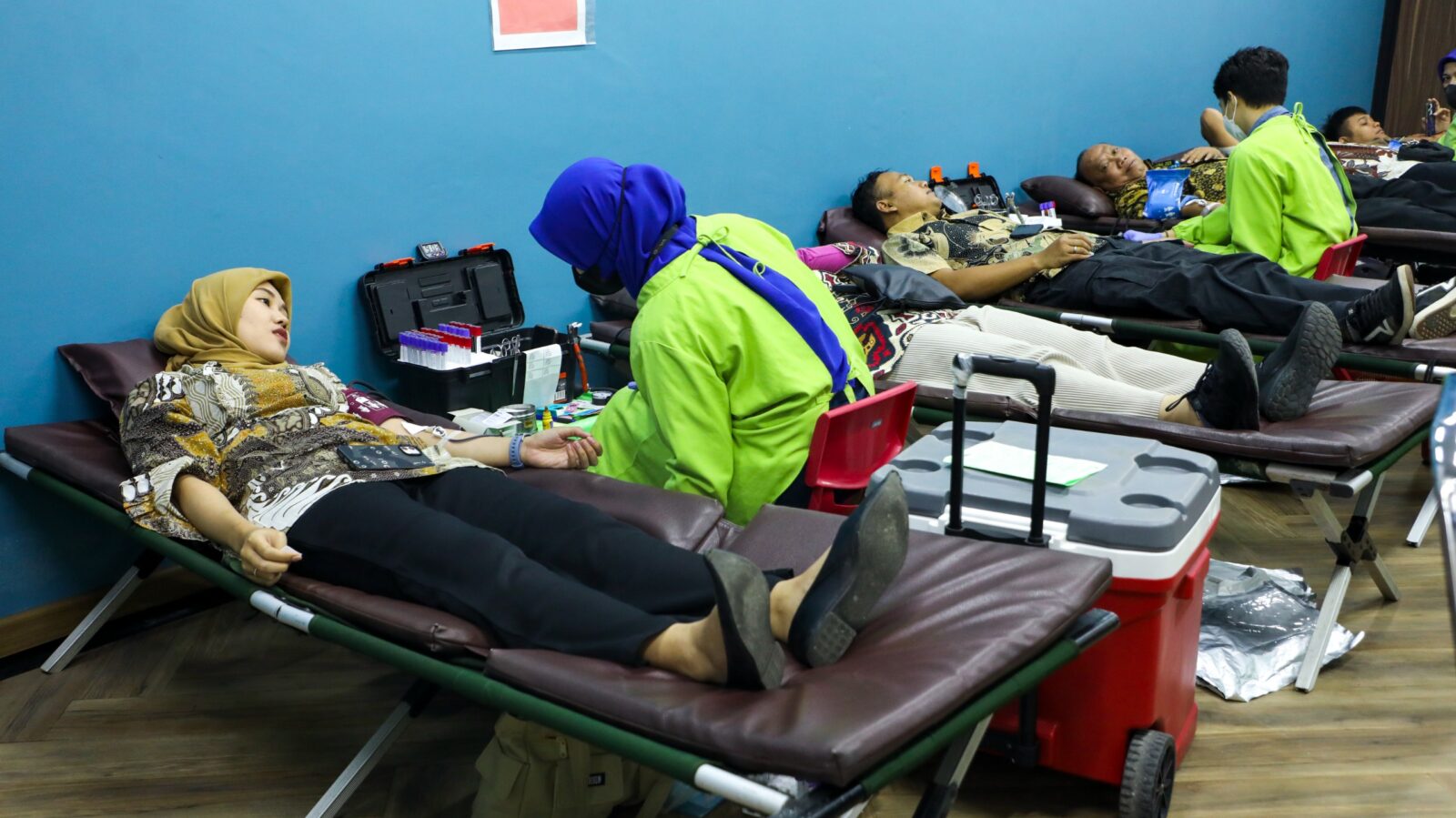 TINGKATKAN KEPEDULIAN SOSIAL, BNN GELAR DONOR DARAH DI KLINIK PRATAMA