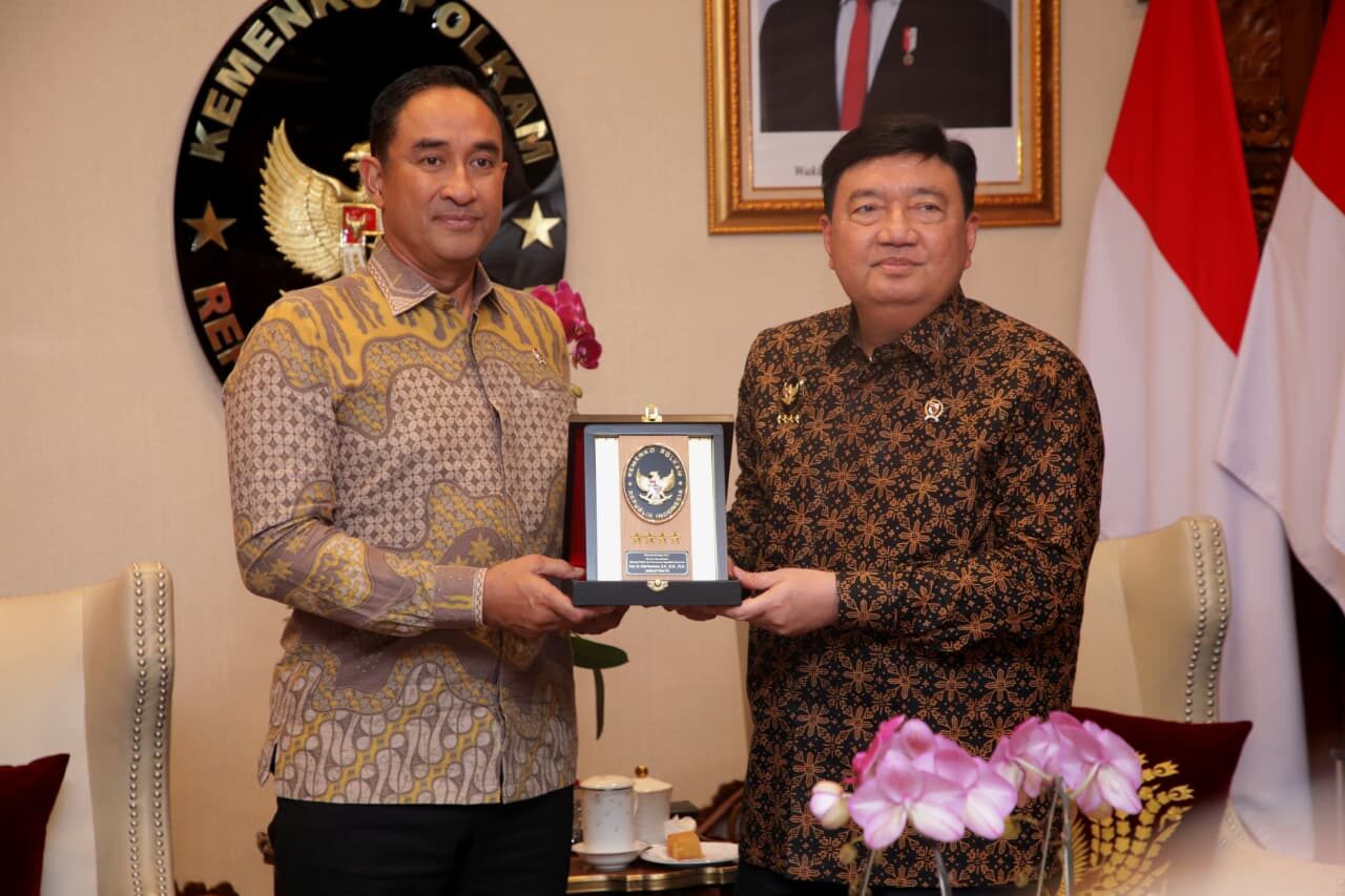 KEPALA BNN RI TEMUI MENKO POLKAM, SATUKAN LANGKAH WUJUDKAN INDONESIA BERSINAR