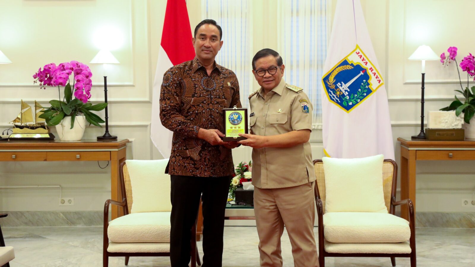 KUATKAN PROGRAM P4GN, KEPALA BNN RI AUDIENSI DENGAN GUBERNUR DKI JAKARTA