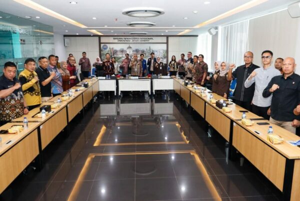 BNN GELAR AUDIENSI KUMPULKAN MASUKAN PERUBAHAN RUU NARKOTIKA DAN PSIKOTROPIKA DI JABAR