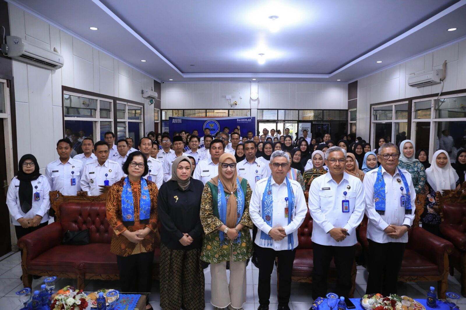 TINJAU RUMAH REHABILITASI DAN TEMUI JAJARAN, SESTAMA DORONG PENGUATAN KOMITMEN P4GN DI BENGKULU