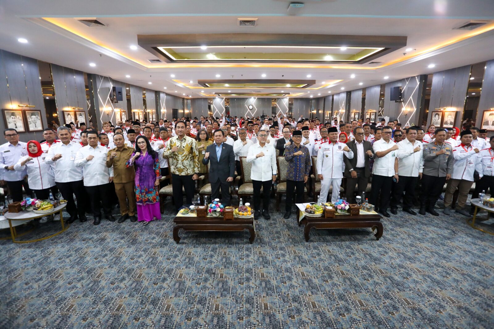 KEPALA BNN RI AJAK APDESI MERAH PUTIH PERKUAT PROGRAM DESA BERSINAR UNTUK WUJUDKAN INDONESIA EMAS 2045