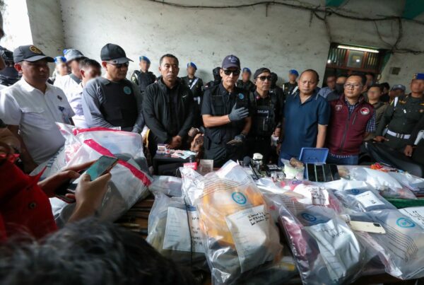 BNN RI OPERASI GABUNGAN DI BERLAN JAKARTA TIMUR: AMANKAN 24 ORANG, SALAH SATUNYA SEORANG BANDAR