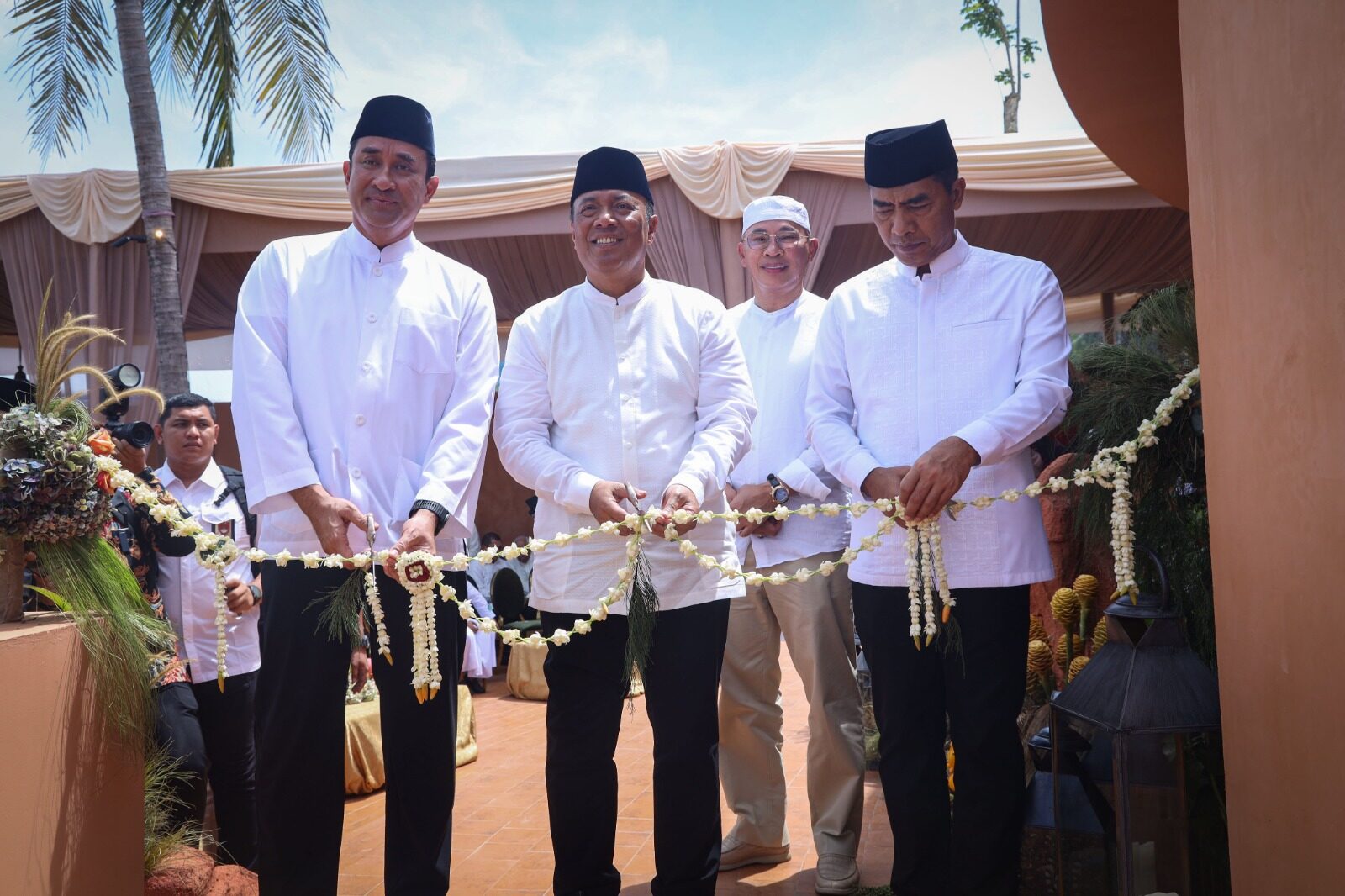 HADIRI PERESMIAN MASJID JAMI AR RIDWAN, KEPALA BNN RI PERKUAT SINERGI KEBANGSAAN