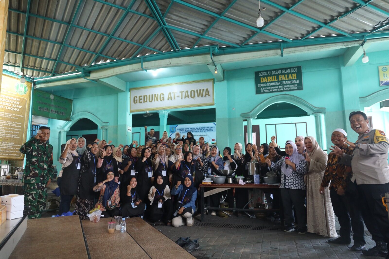 BNN DORONG PEMBERDAYAAN MASYARAKAT PASCA PENINDAKAN DI KAWASAN RAWAN NARKOBA