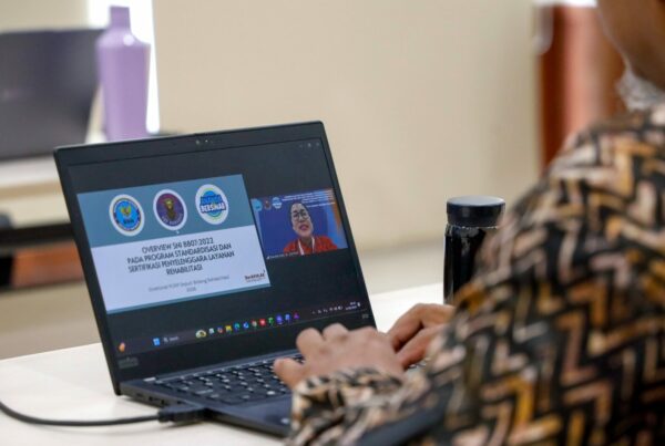 BNN GENJOT STANDARDISASI REHABILITASI, BEKALI 100 PETUGAS DENGAN SNI 8807:20221