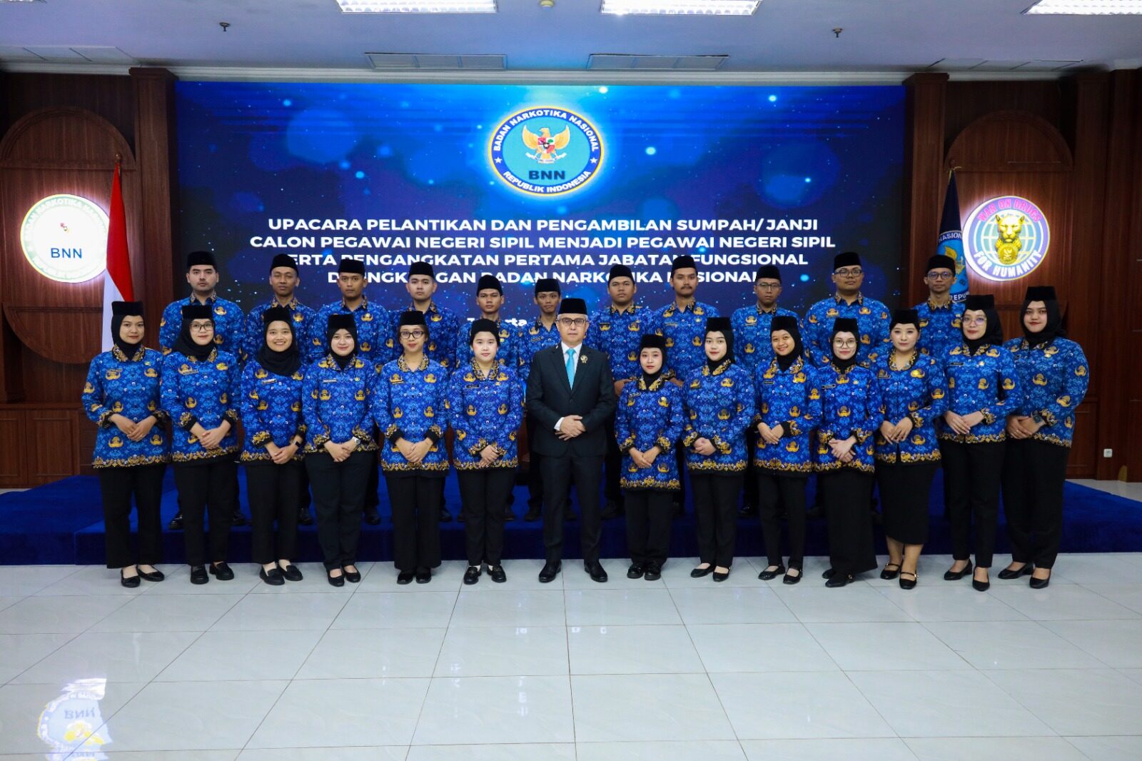 PERKUAT BARISAN INSAN ANTINARKOTIKA, SESTAMA BNN RI LANTIK 29 PNS BARU