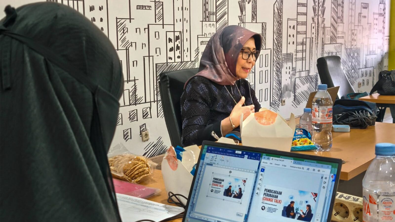 CHANGE TALK JADI BEKAL PETUGAS REHABILITASI DALAM MENDORONG PERUBAHAN PERILAKU KLIEN