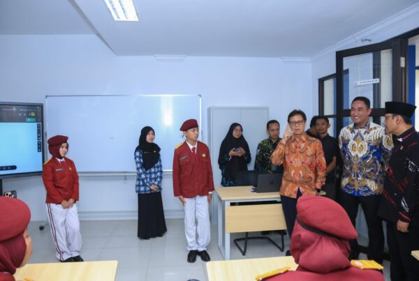BNN FASILITASI SEKOLAH RAKYAT RINTISAN, WUJUD NYATA KOLABORASI LINTAS KEMENTERIAN DAN LEMBAGA